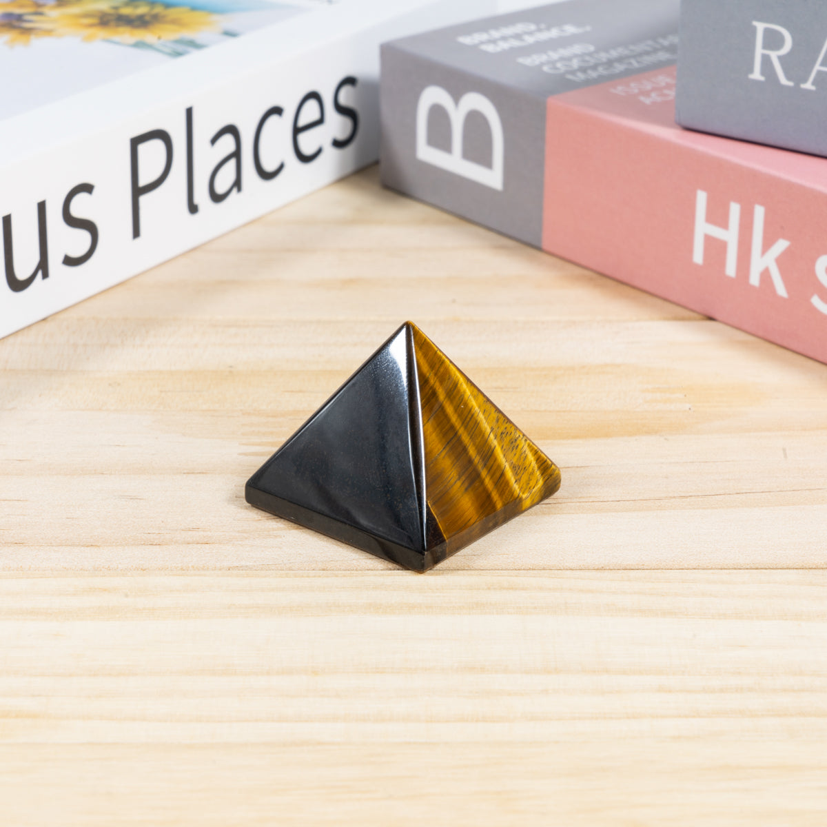 3cm Tiger Eye Stone Pyramid In Bulk