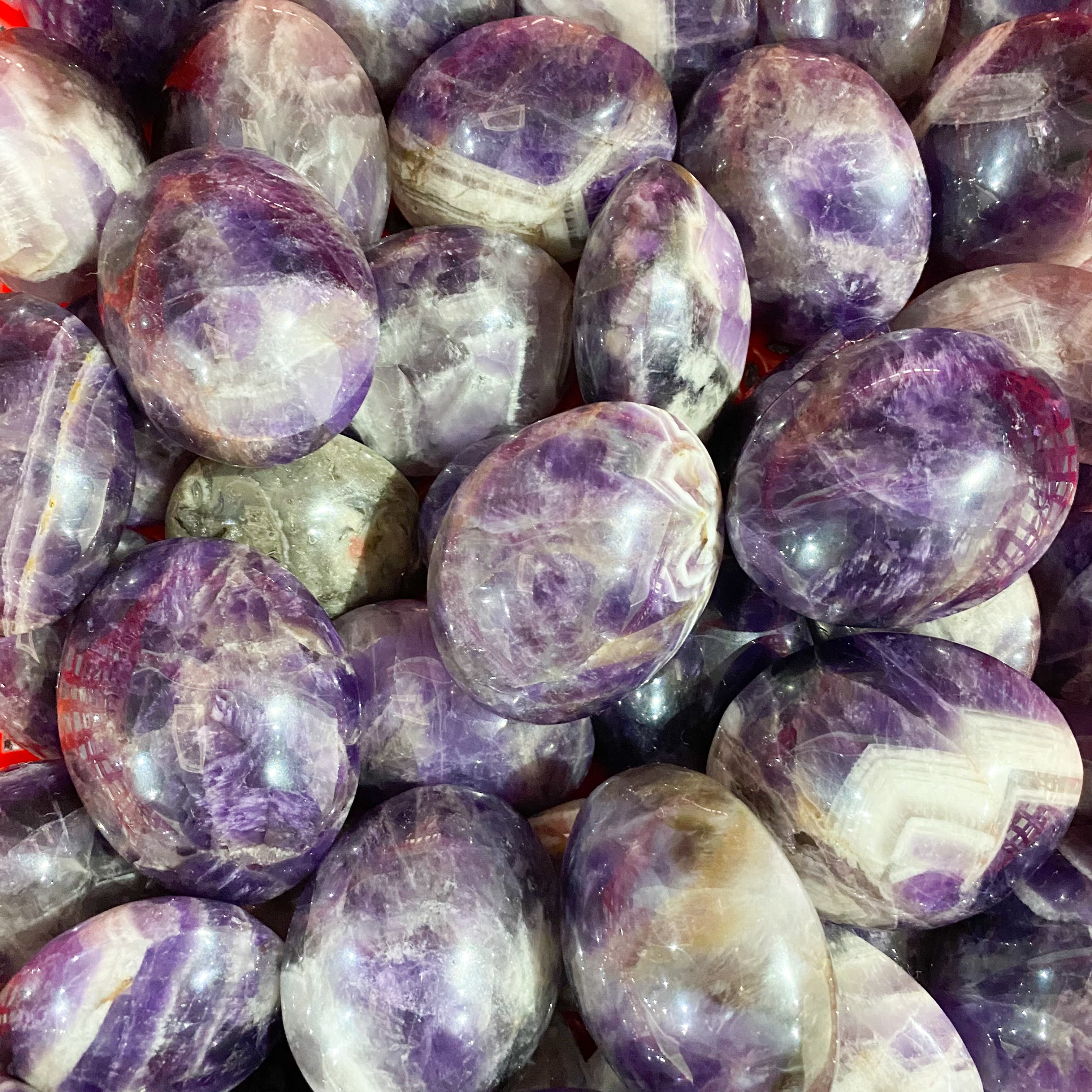 Dream Amethyst Palm Stone In Bulk